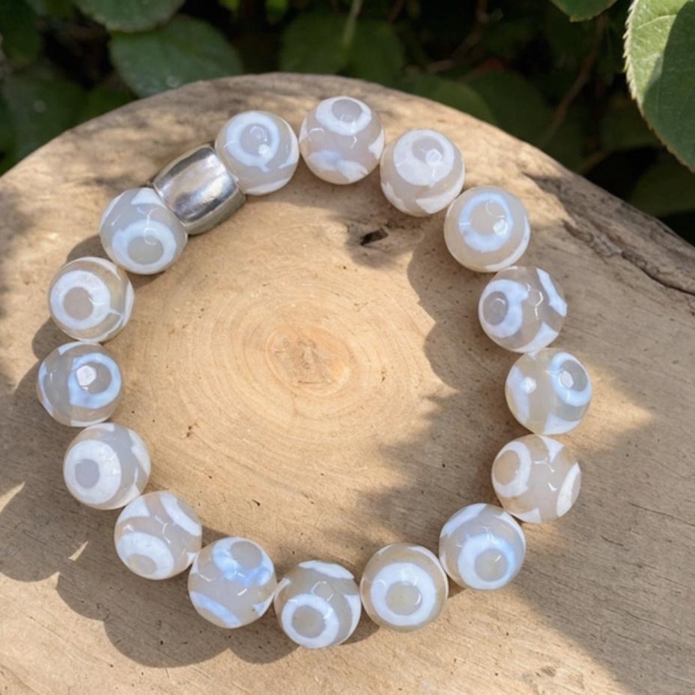Silpada Elegant Cream and White “Safari” Beaded Bracelet B3007 - Picture 7 of 7